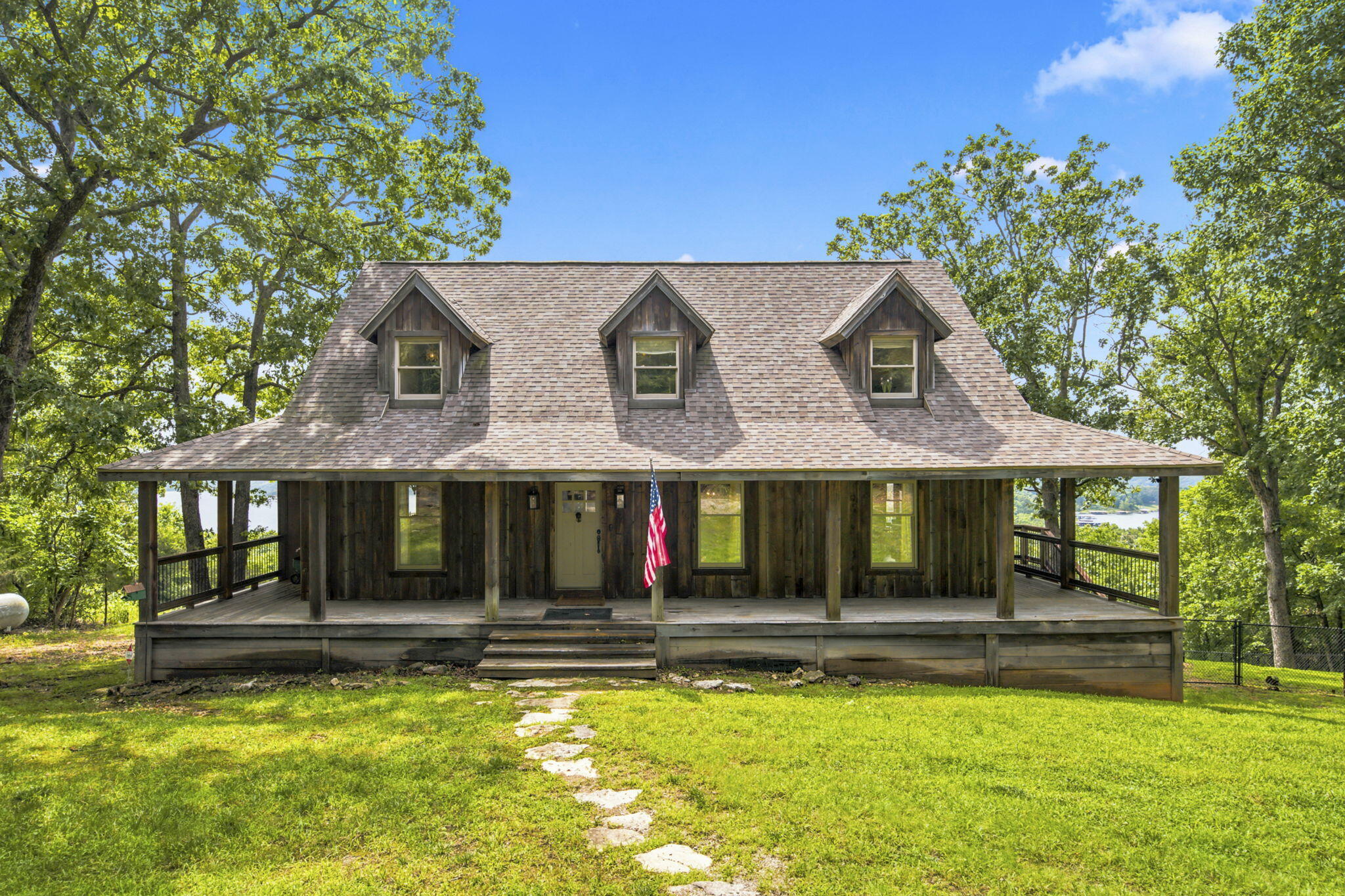 Photo of 209 Richwood Lane Branson West MO 65737