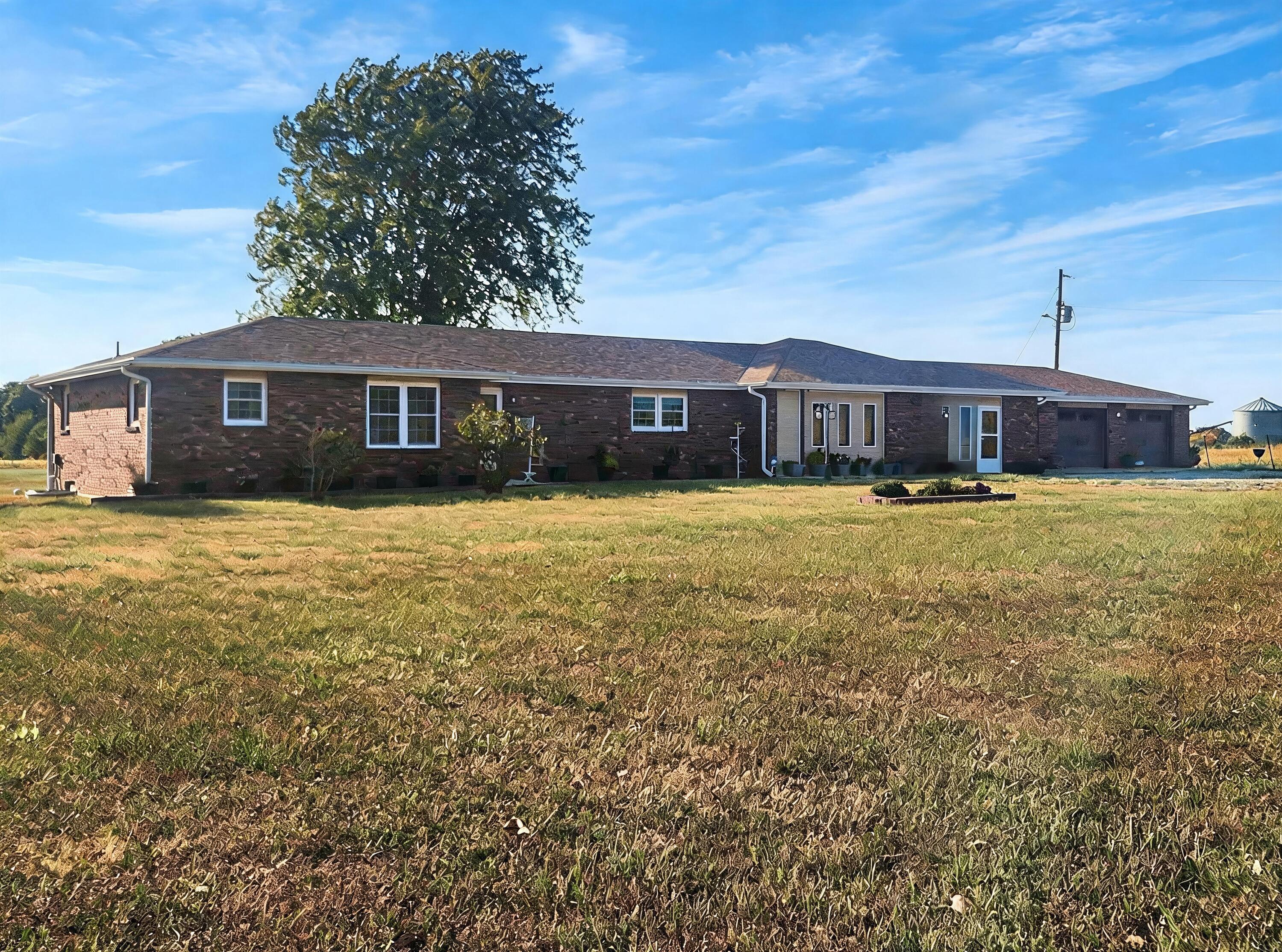 Photo of 15493 Highway A Phillipsburg MO 65722