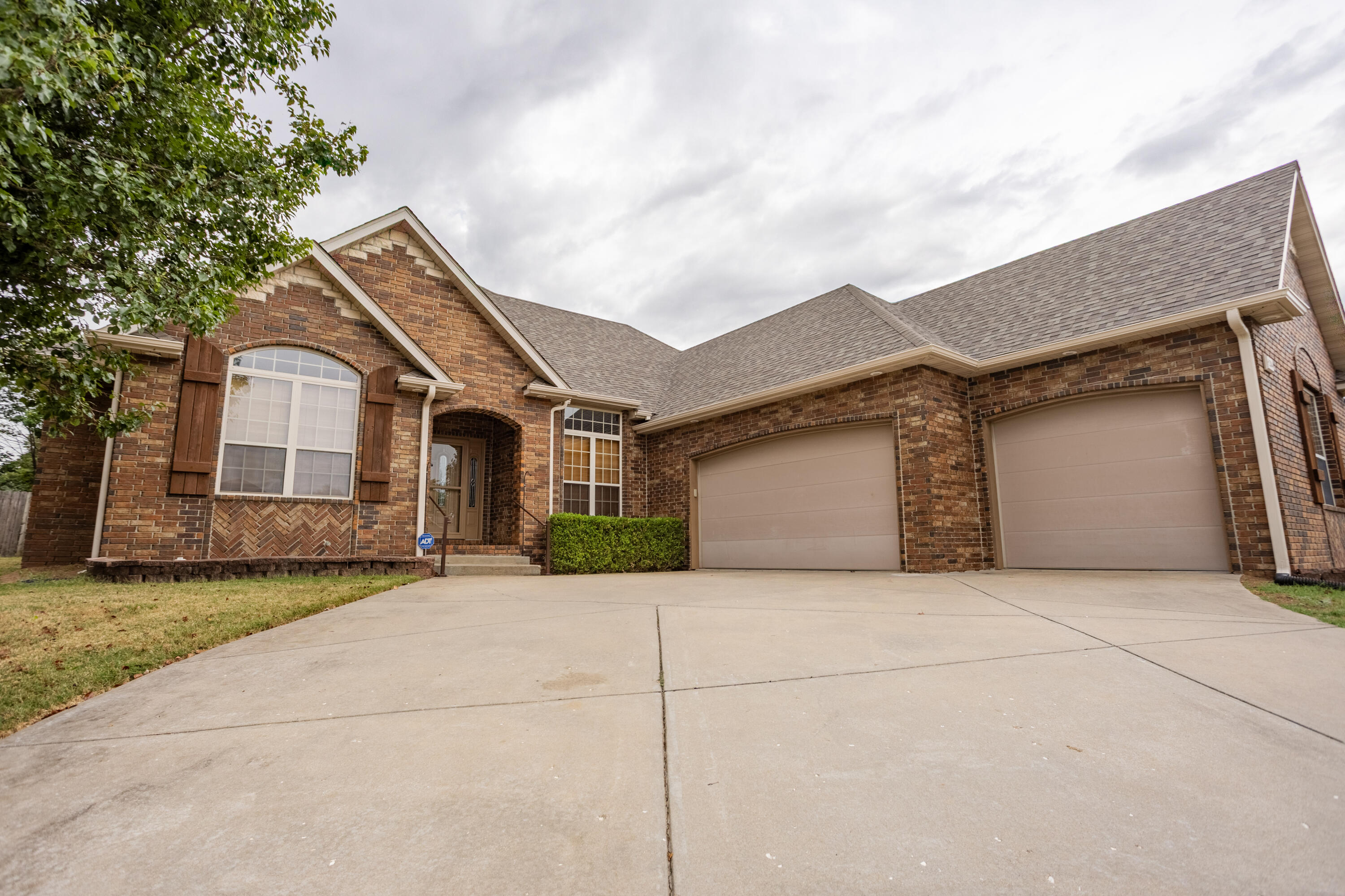 Photo of 1284 Evington Court Springfield MO 65803