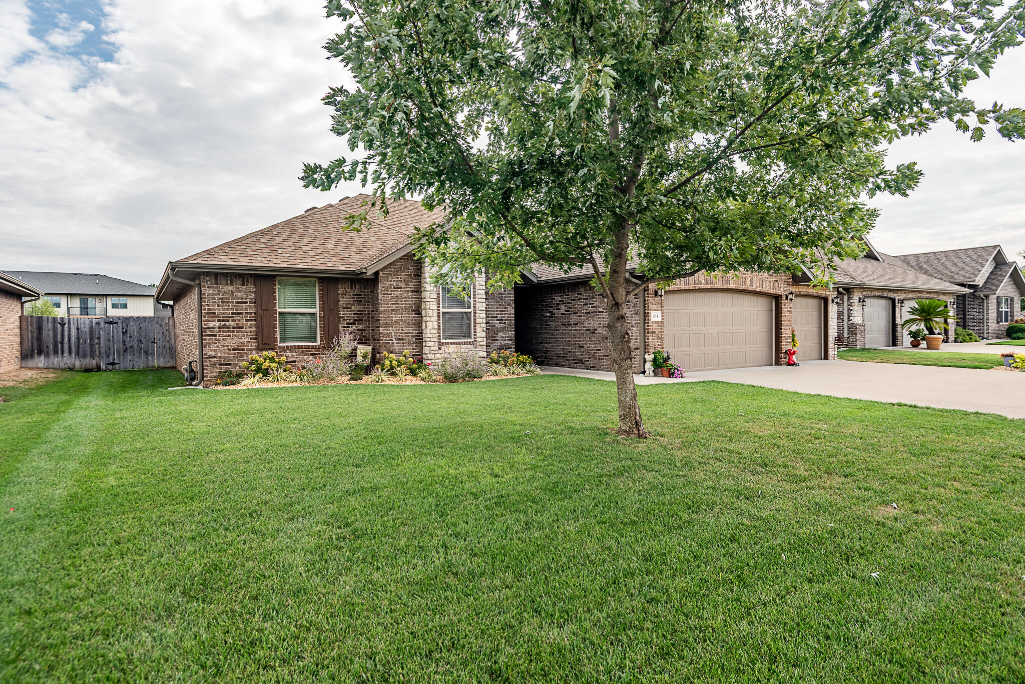 Photo of 614 N Eagle Park Drive Nixa MO 65714