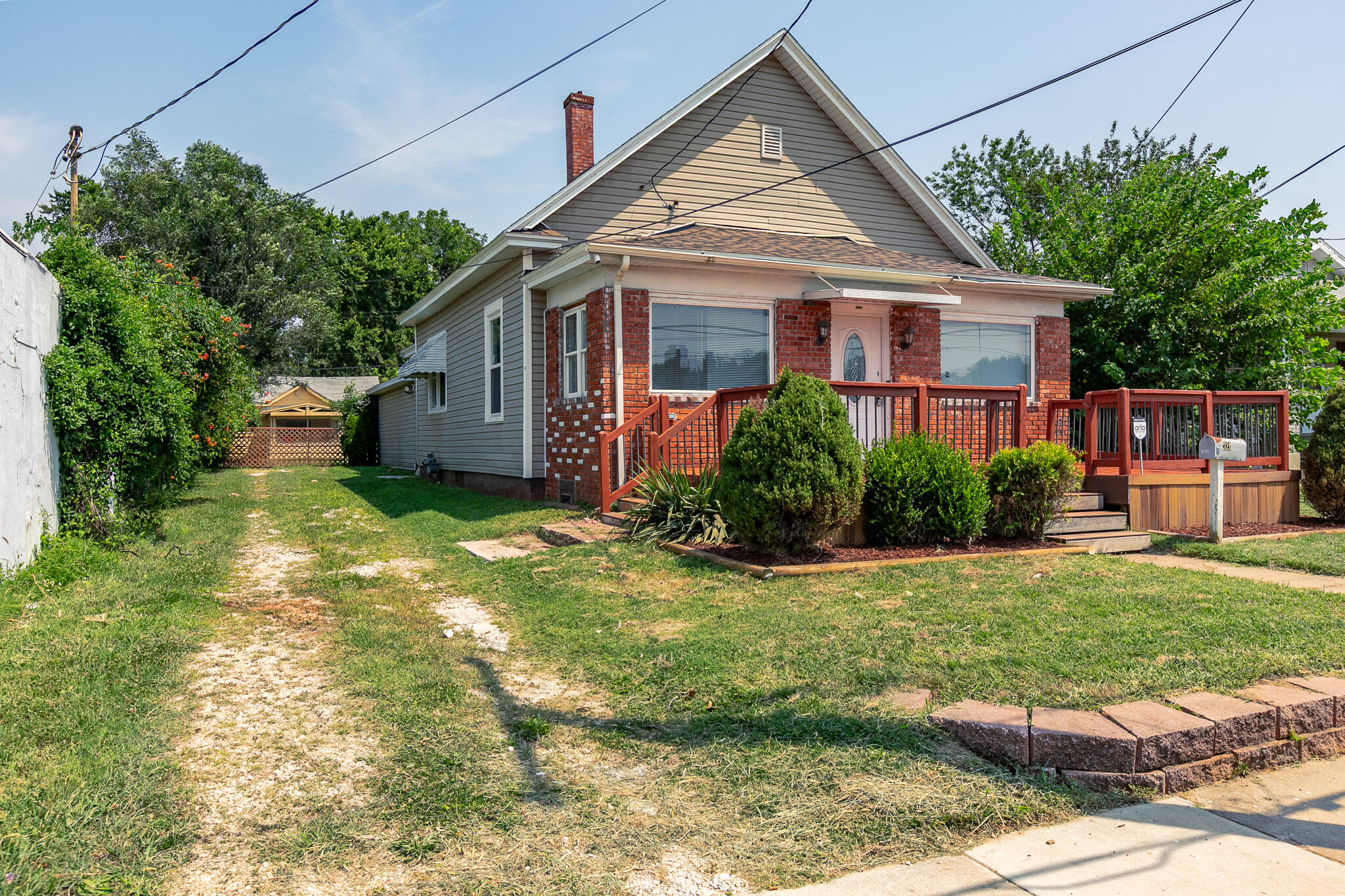 Photo of 2121 W College Street Springfield MO 65806