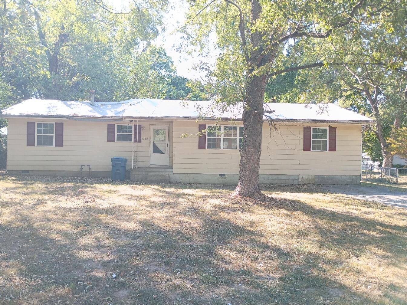Photo of 416 N Zinc Place Carterville MO 64835