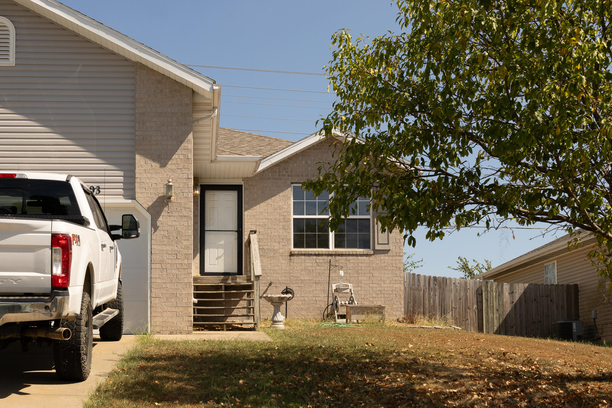 Photo of 403 W Chestnut Road Nixa MO 65714