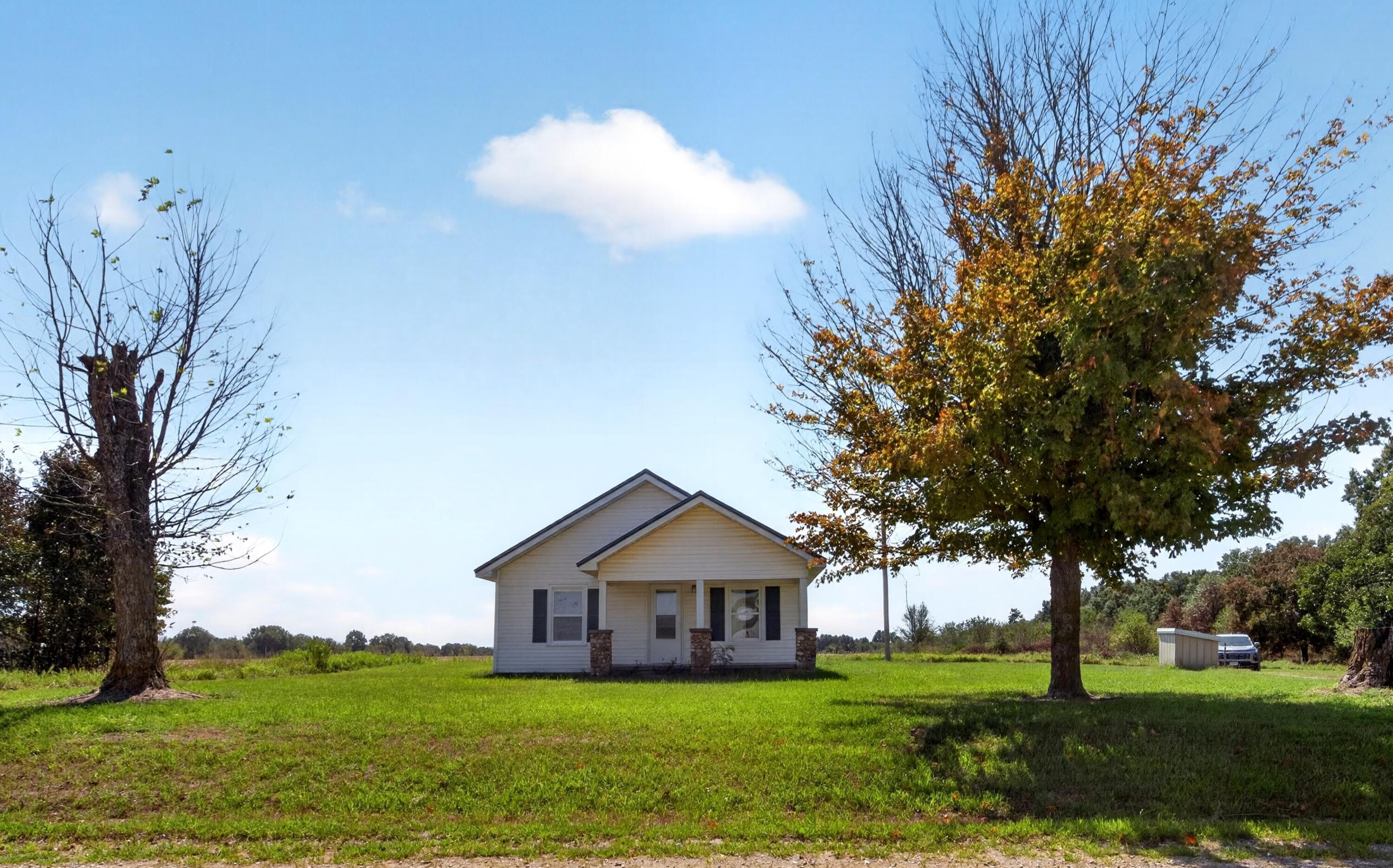 Photo of 4956 E 800 Road El Dorado Springs MO 64744