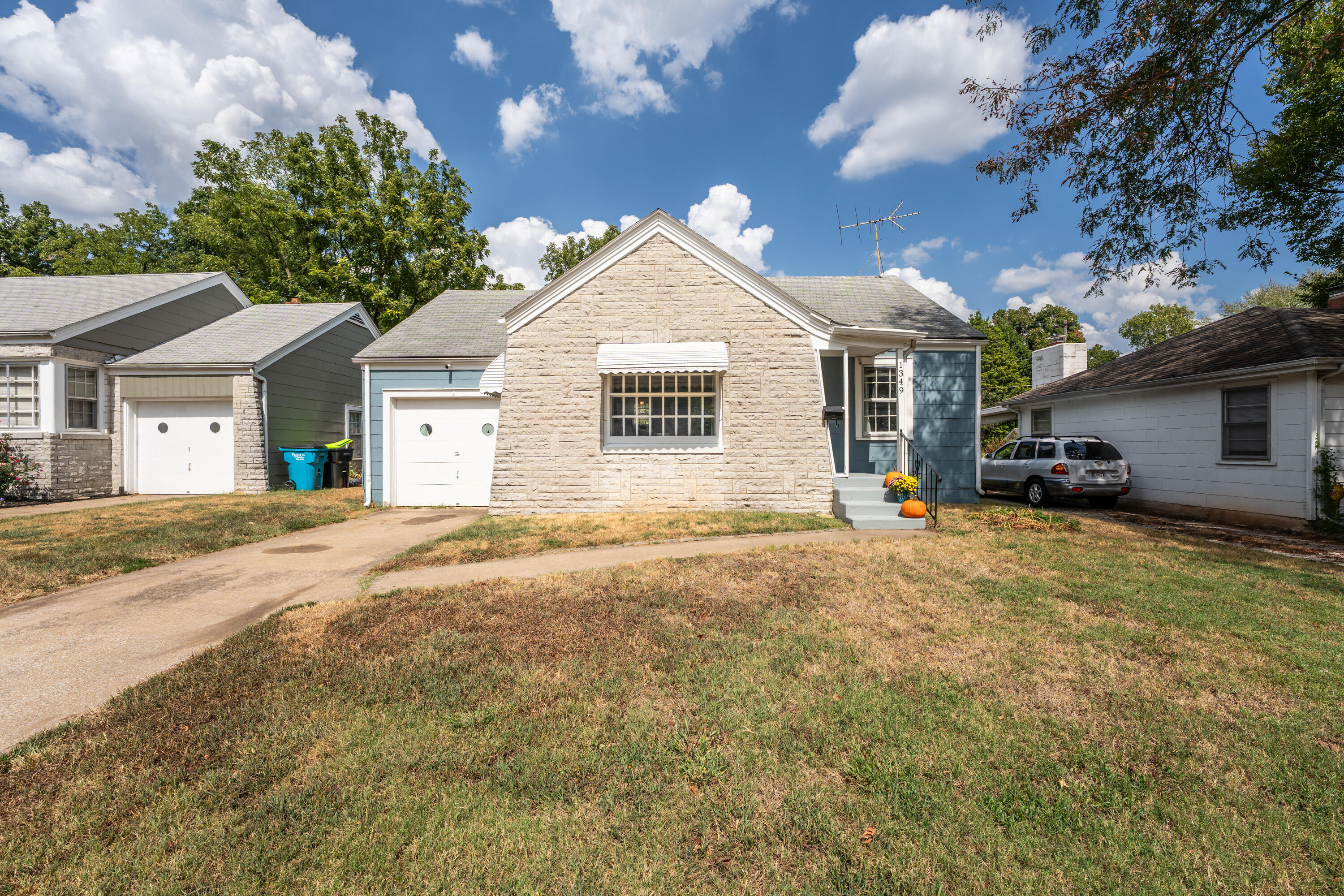Photo of 1349 E Stanford Street Springfield MO 65804