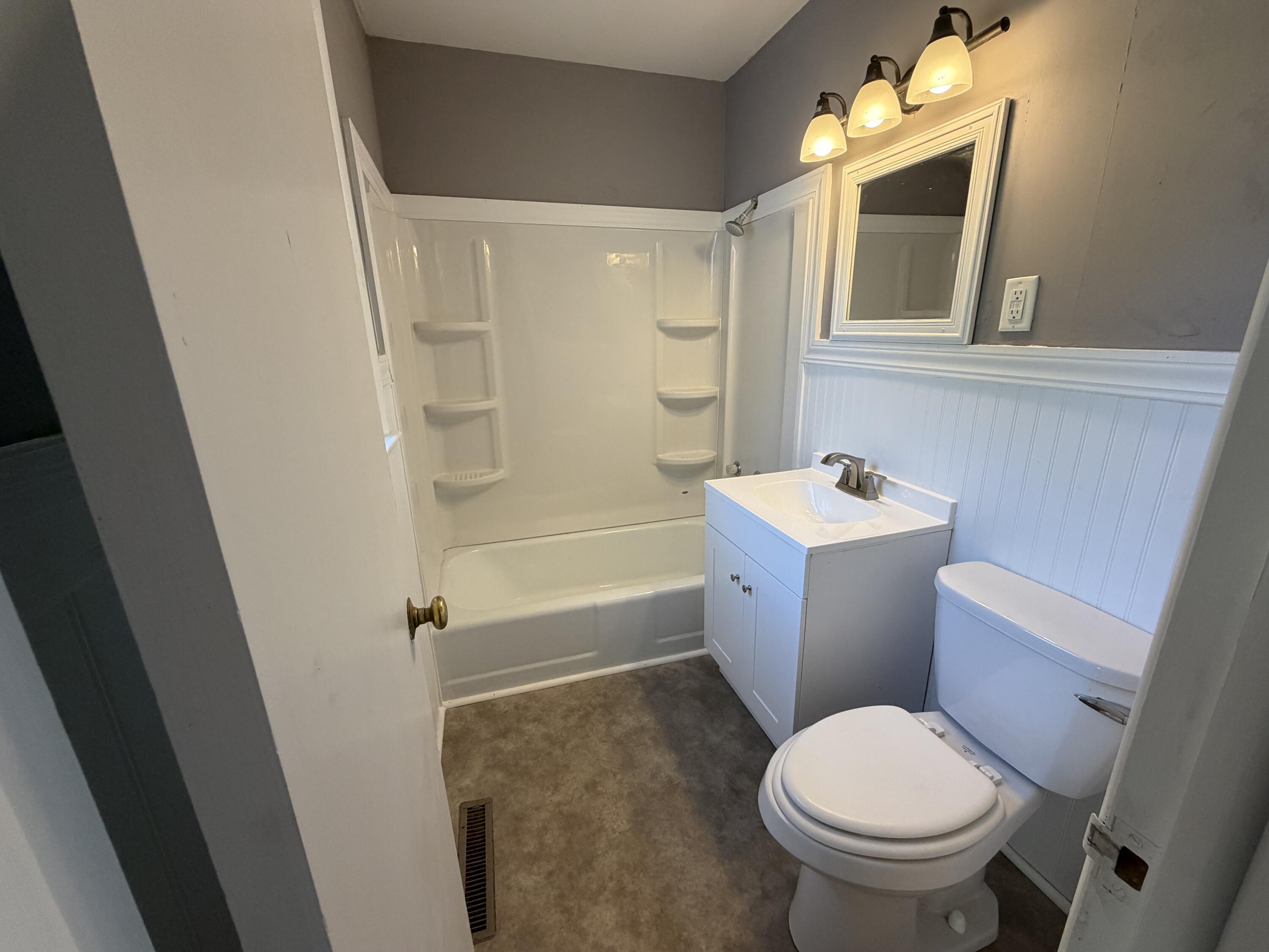 Photo of 917 S East Street Mt Vernon MO 65712