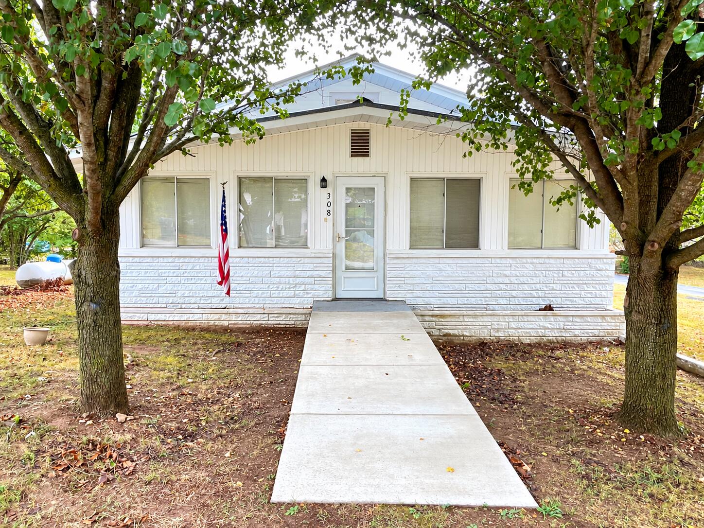 Photo of 308 S Maple Street Galena MO 65656