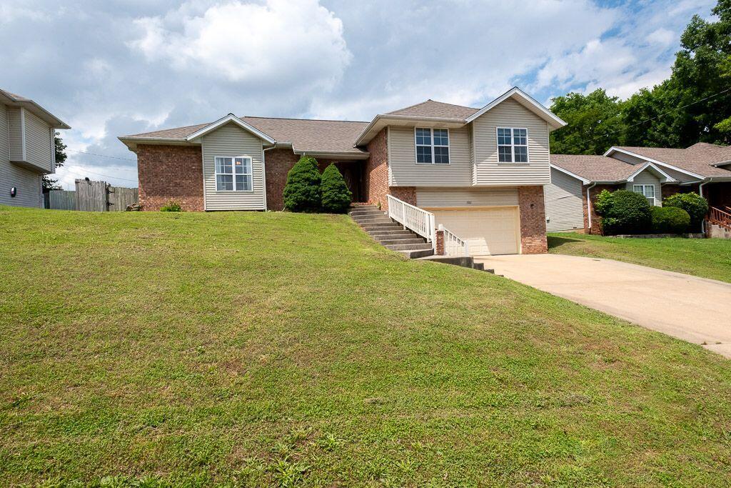 Photo of 1987 W Arlington Street Springfield MO 65810