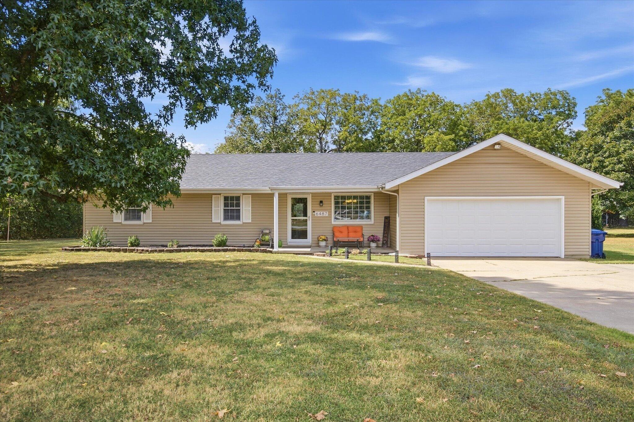 Photo of 6487 N Marilyn Avenue Springfield MO 65803