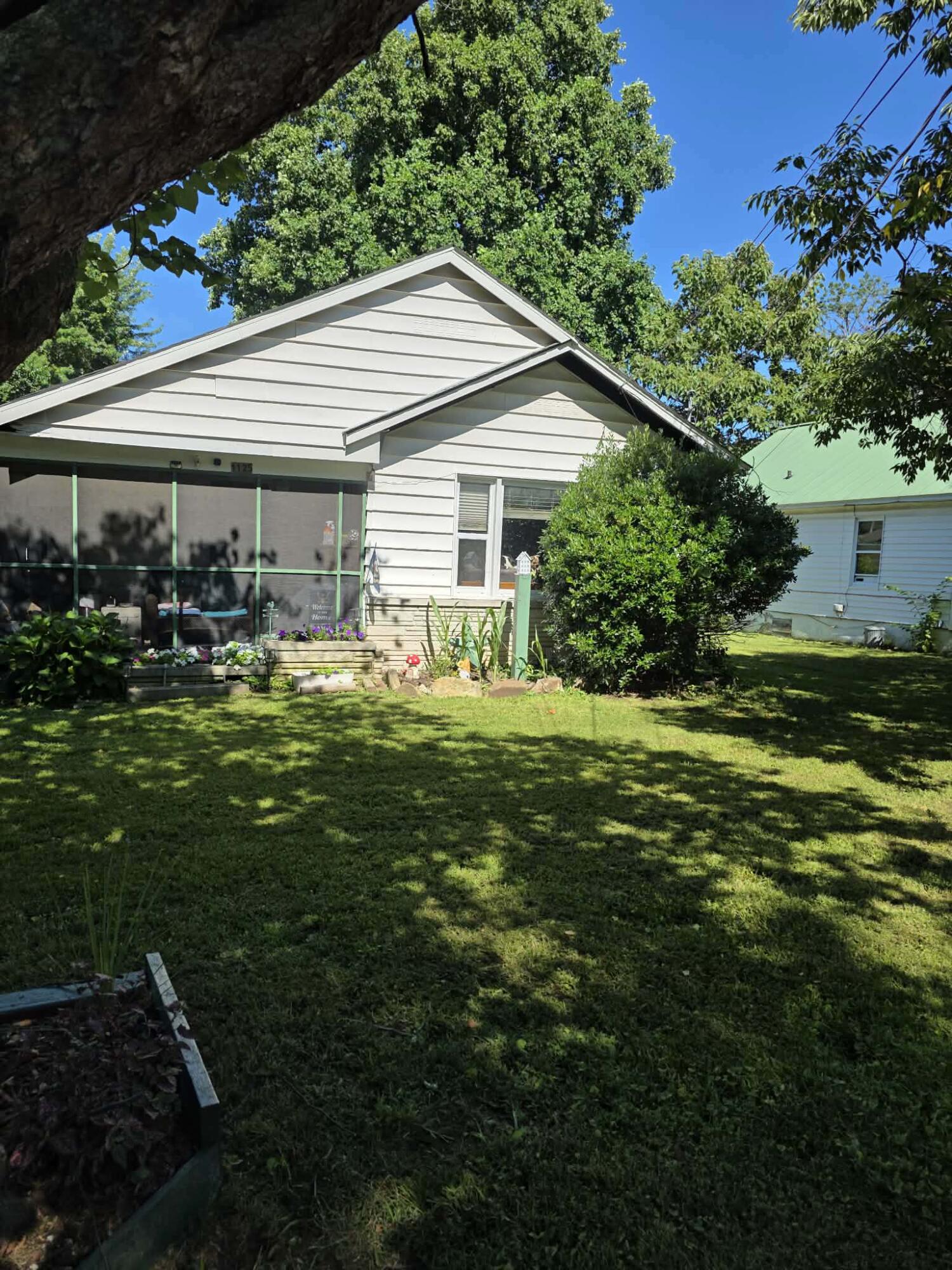 Photo of 1125 S Main Avenue Springfield MO 65807