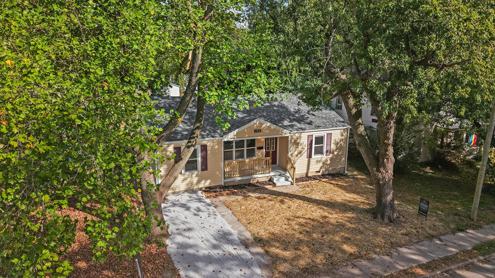 Photo of 2036 N Pickwick Avenue Springfield MO 65803