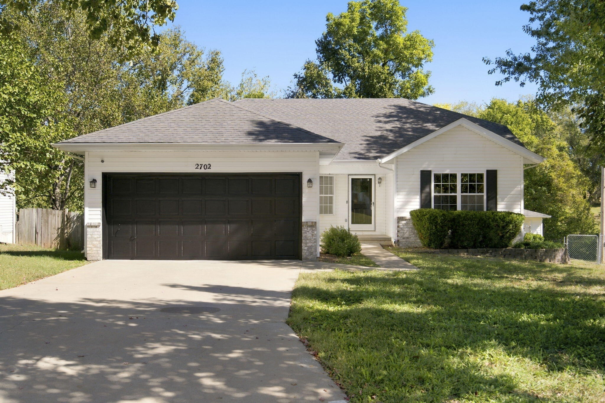 Photo of 2702 S. 14th Street Ozark MO 65721
