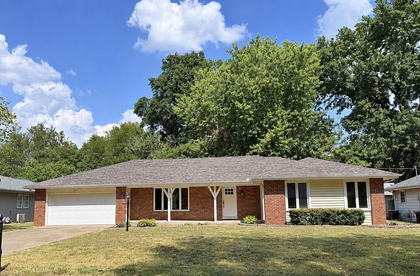 Photo of 1527 E Hanover Street Springfield MO 65804