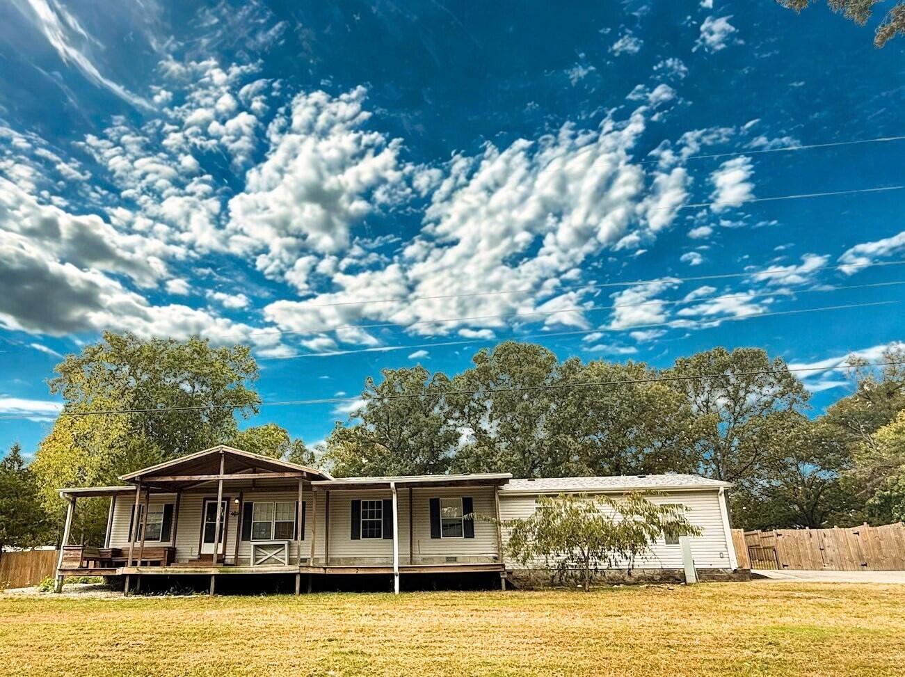 Photo of 1789 Tate Road Ridgedale MO 65739