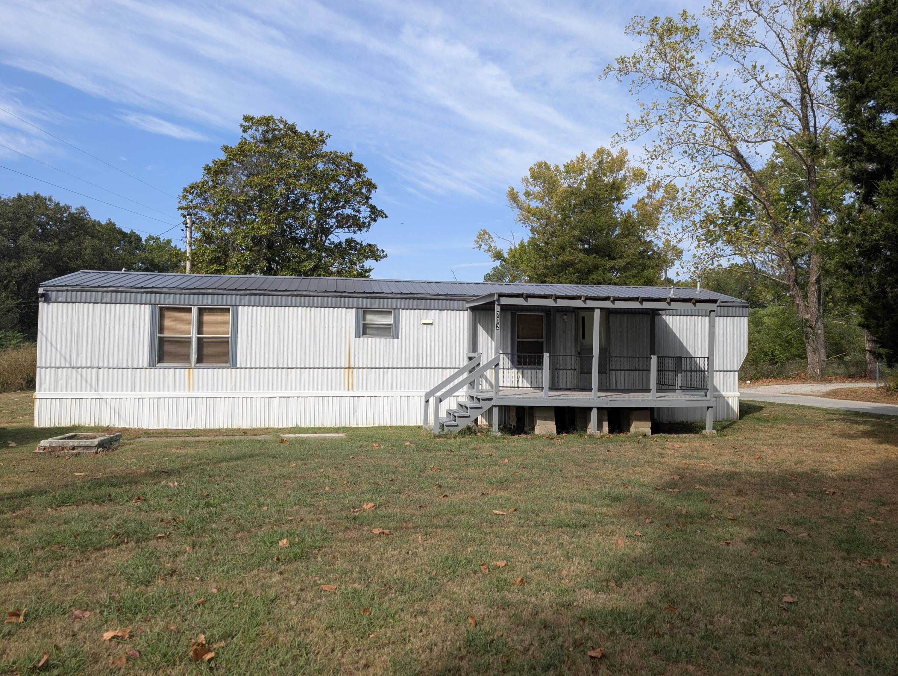 Photo of 202 Willie Oaks Road Forsyth MO 65653