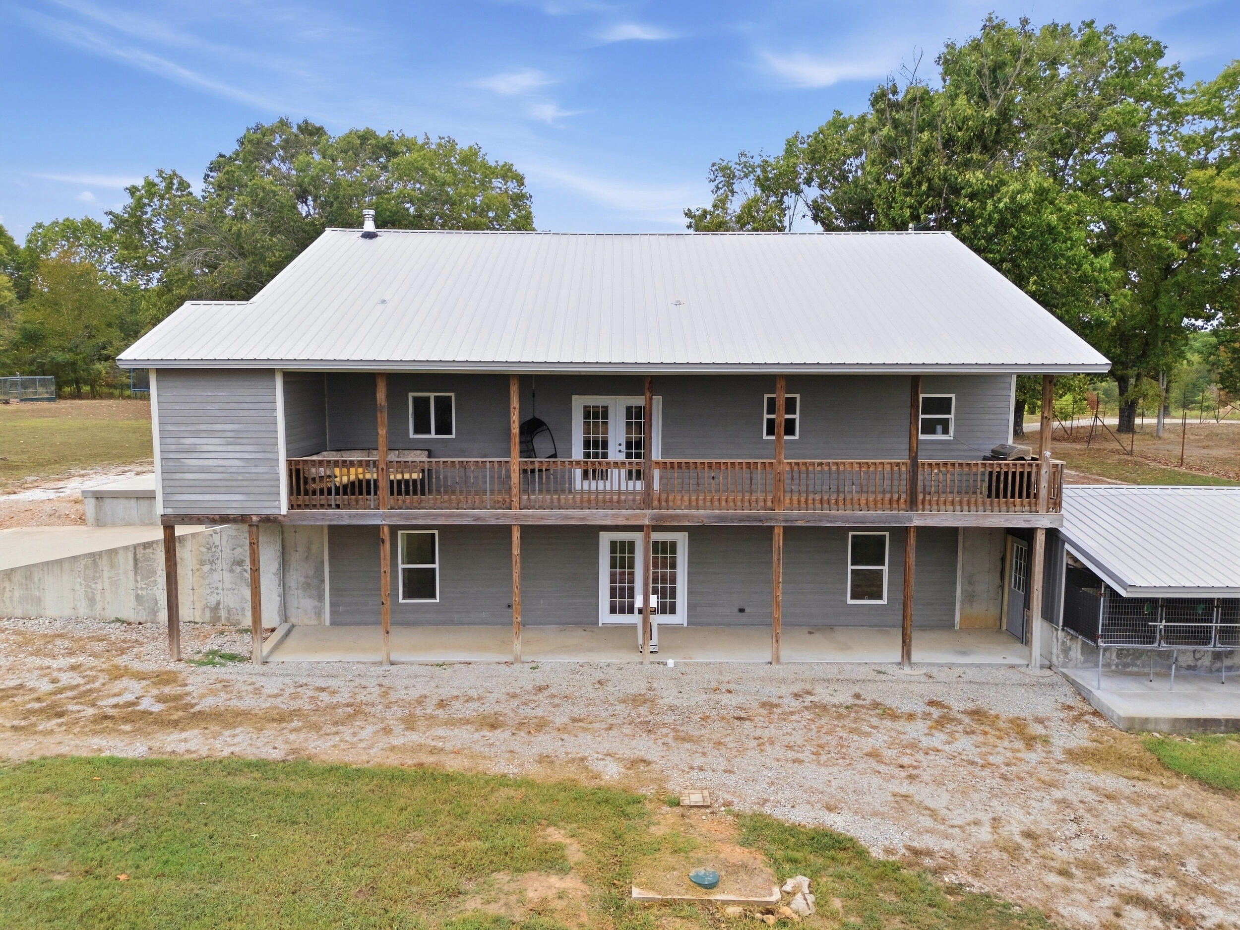 Photo of 28559 Farm Road 1190 Eagle Rock MO 65641