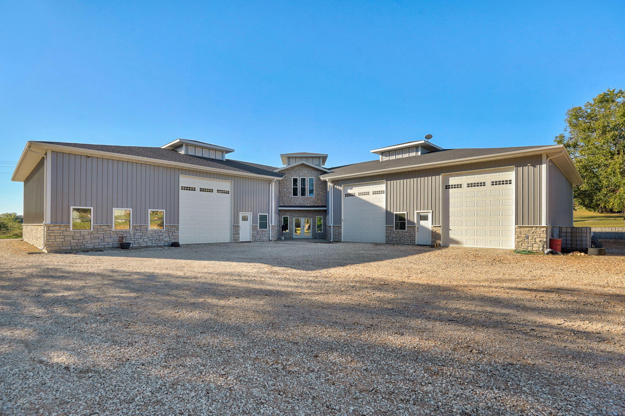 Photo of 708 White Oak Road Rogersville MO 65742