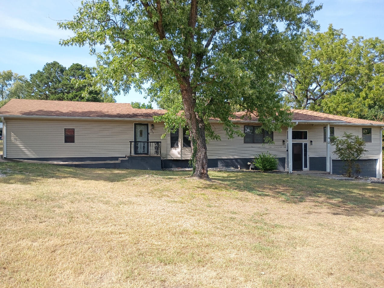 Photo of 557 E Church Street Granby MO 64844