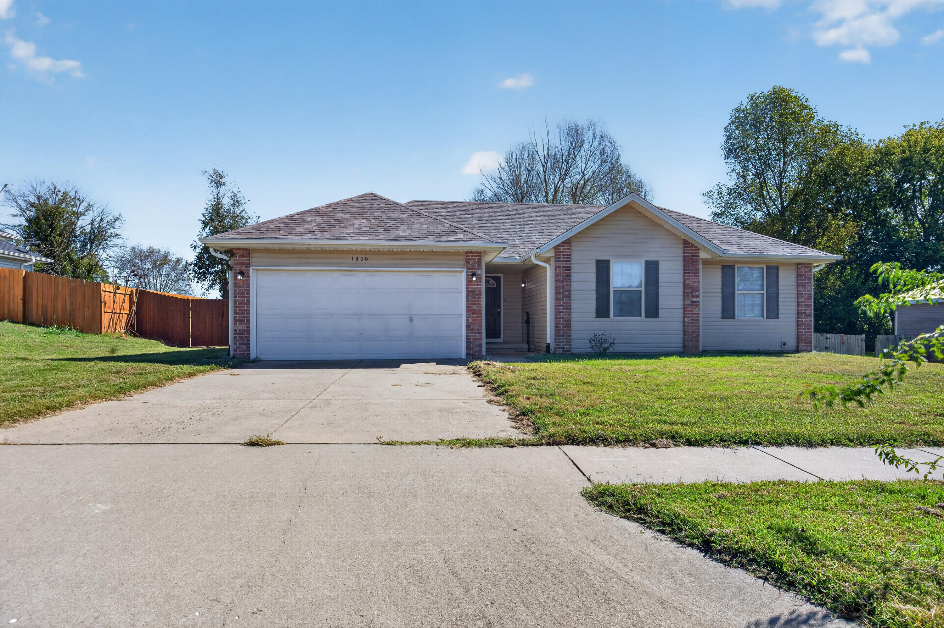 Photo of 1350 S Concordia Avenue Republic MO 65738