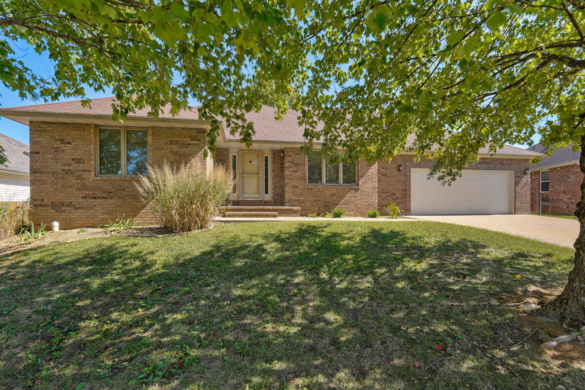 Photo of 5126 S Sterling Court Springfield MO 65810