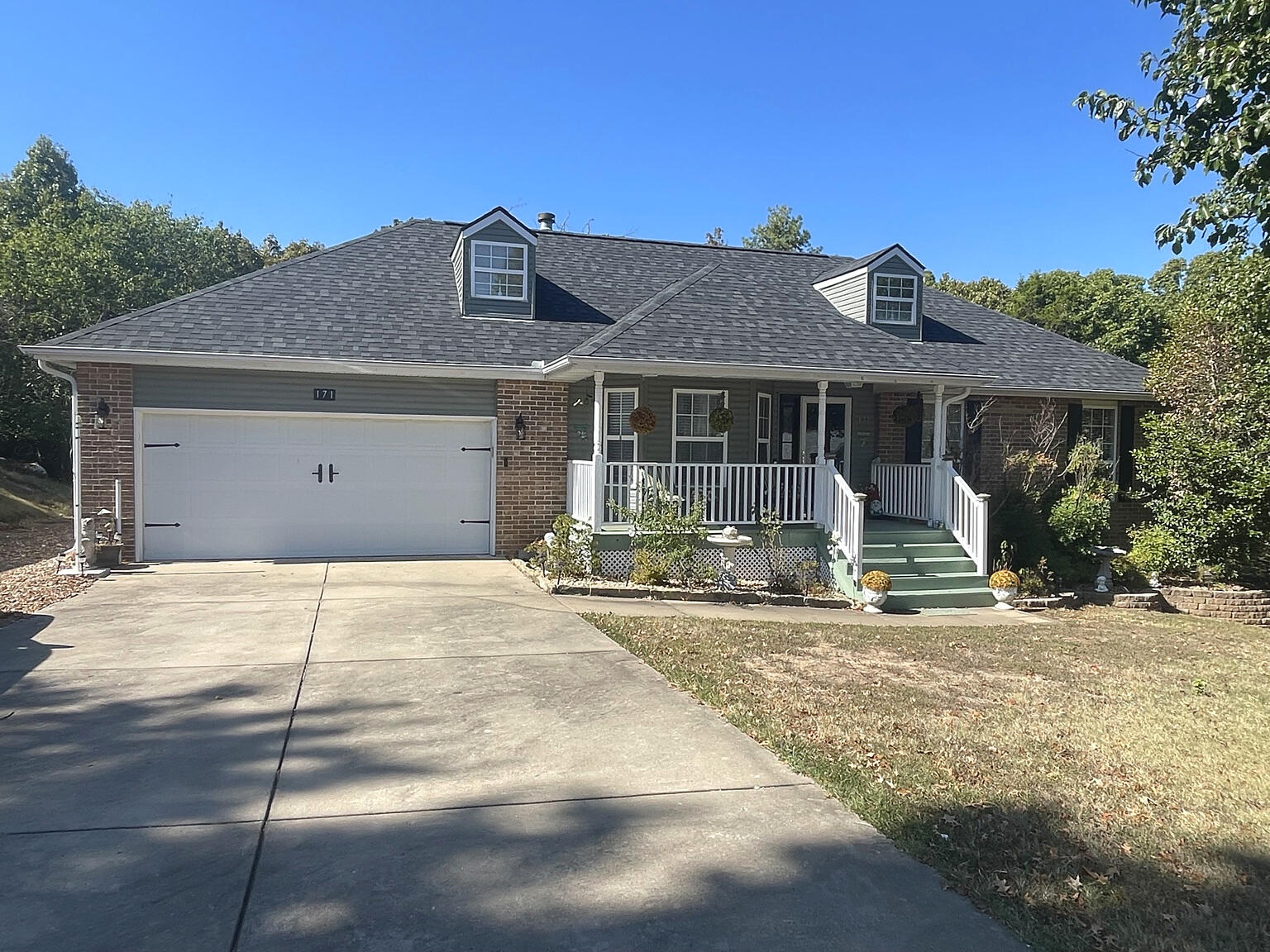 Photo of 171 Ashford Drive Hollister MO 65672