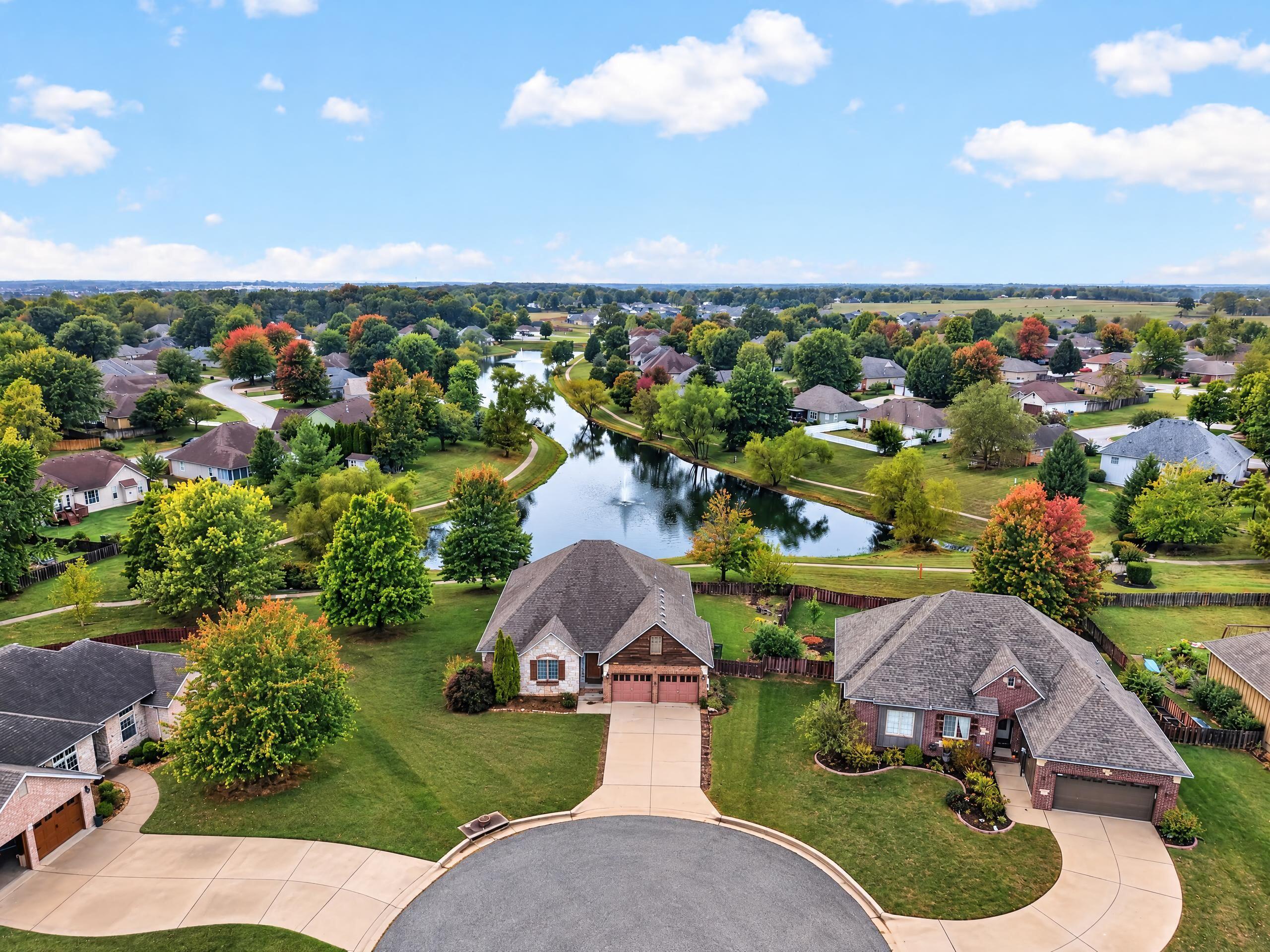 Photo of 5611 N 10th Avenue Ozark MO 65721