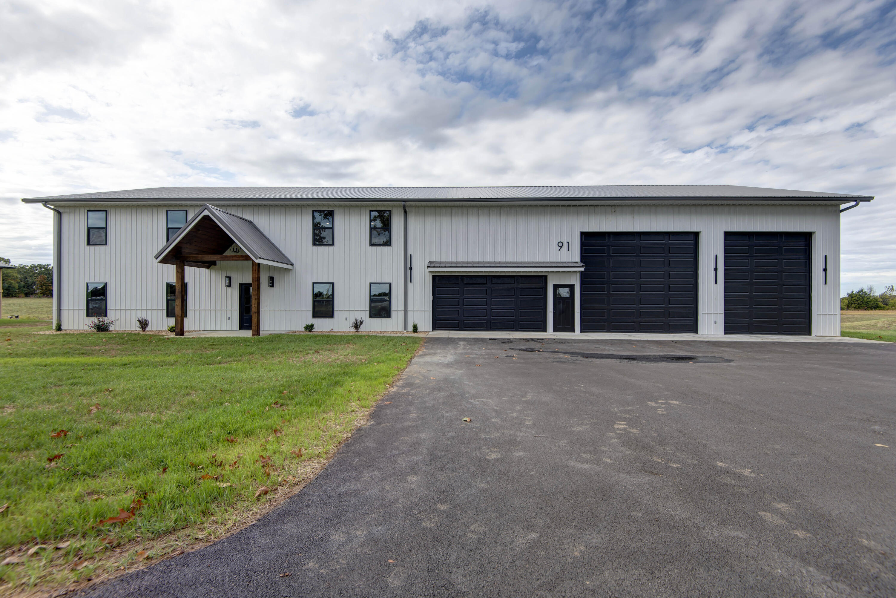 Photo of 91 Sunset Heights Drive Rogersville MO 65742