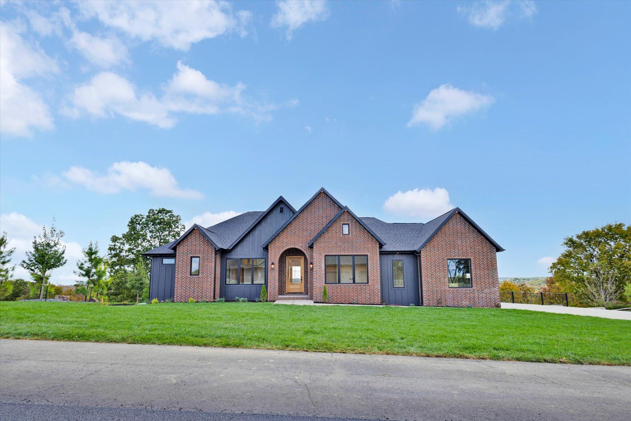 Photo of 349 Sunset Drive Saddlebrooke MO 65630
