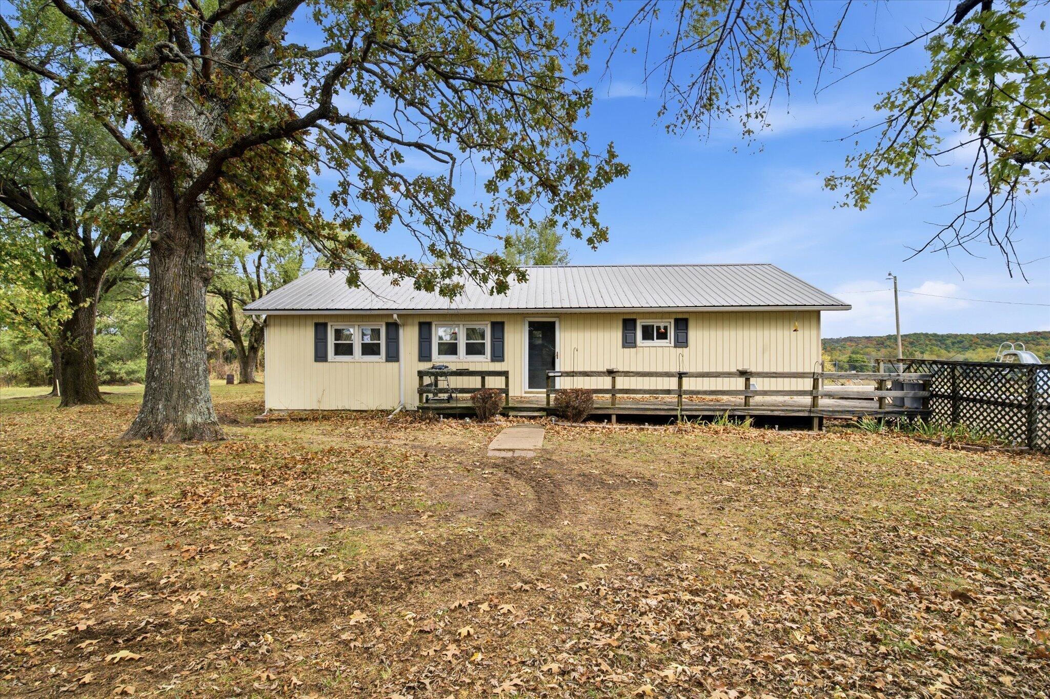 Photo of 7625 Newkirk Road Mountain Grove MO 65711