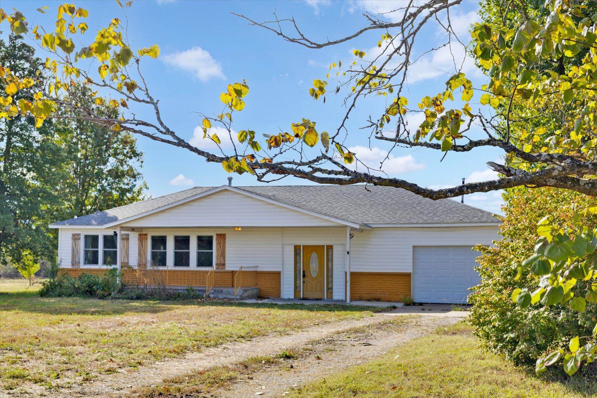 Photo of 5825 Lawrence 1140 Miller MO 65707