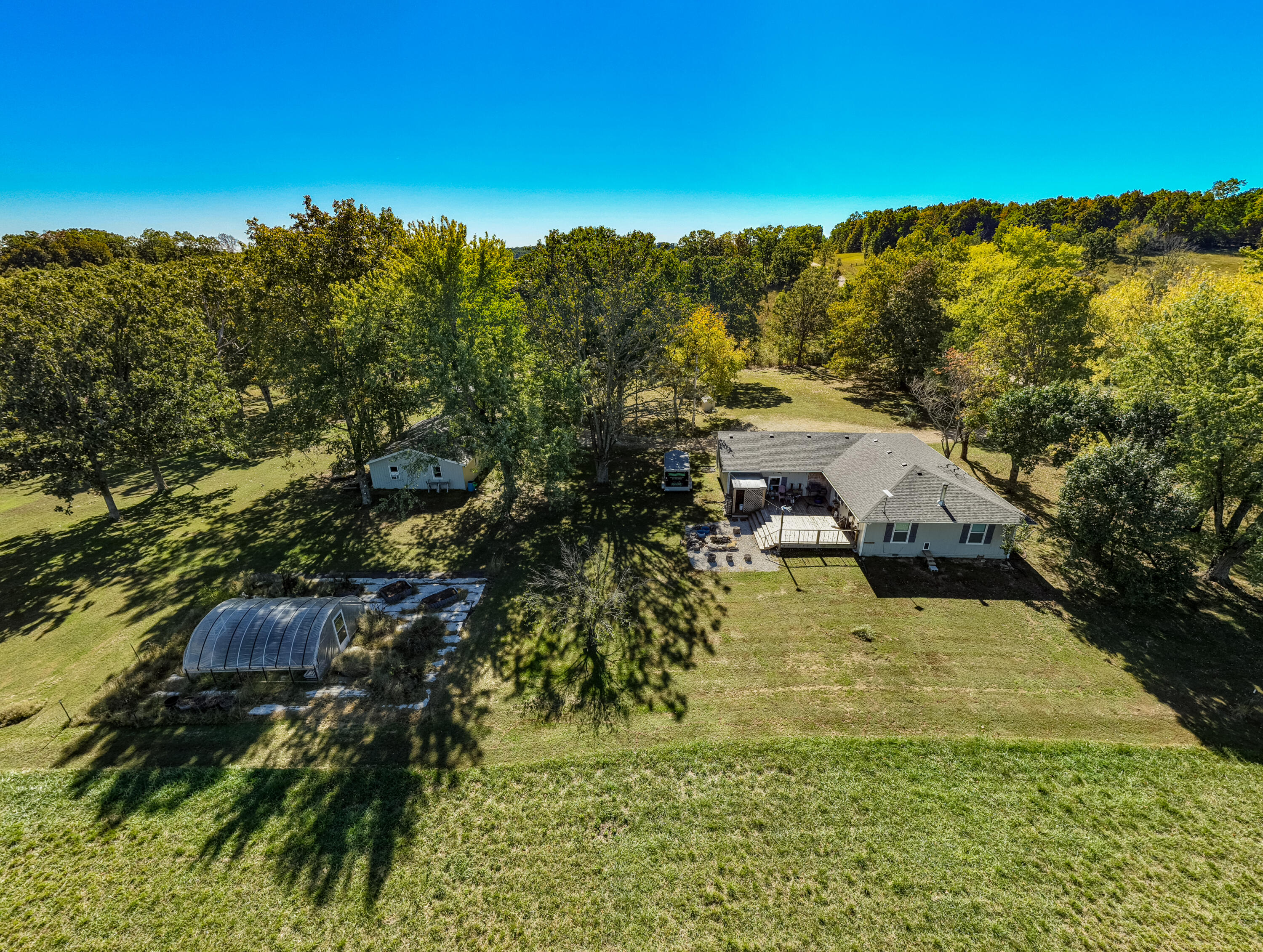 Photo of 1446 Chapel Road Willow Springs MO 65793