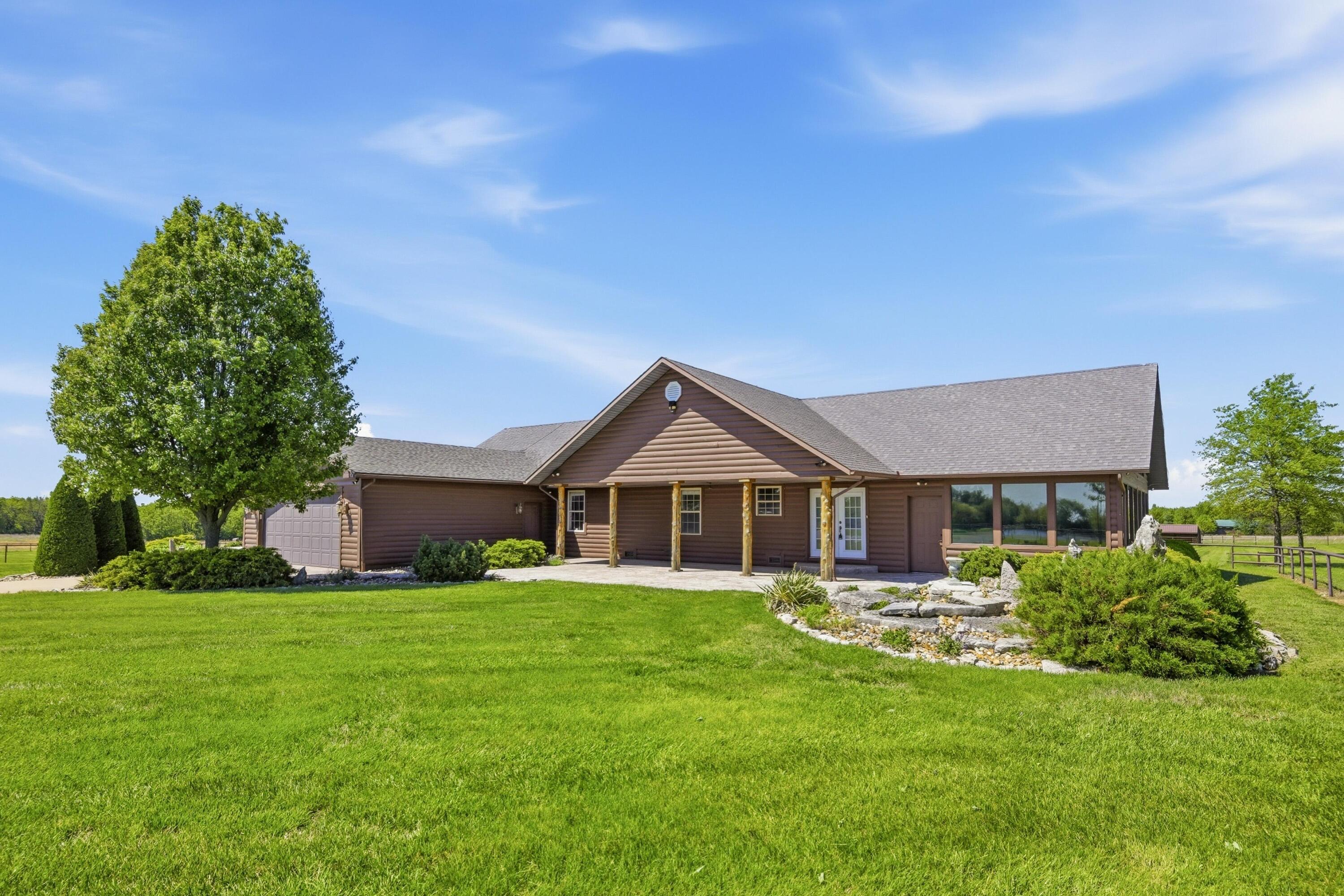 Photo of 9617 County Lane 262 Carl Junction MO 64834